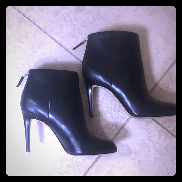Sam Edelman Shoes - Sam Edelman black booties Size 8.5